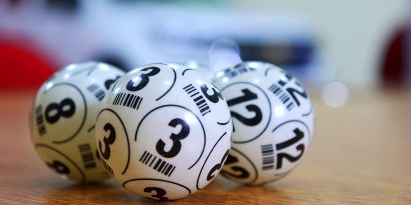 Mega-Sena sorteia dezenas do concurso 2505; confira