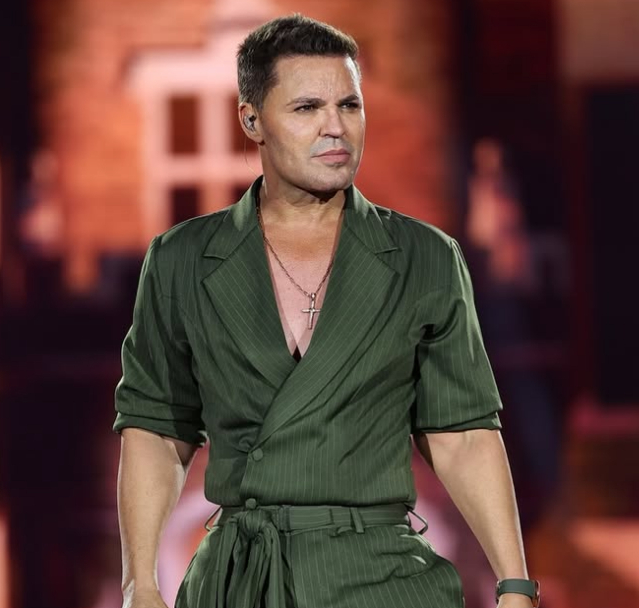 Eduardo Costa desabafa sobre uso de anabolizantes: "Pago preço até hoje”