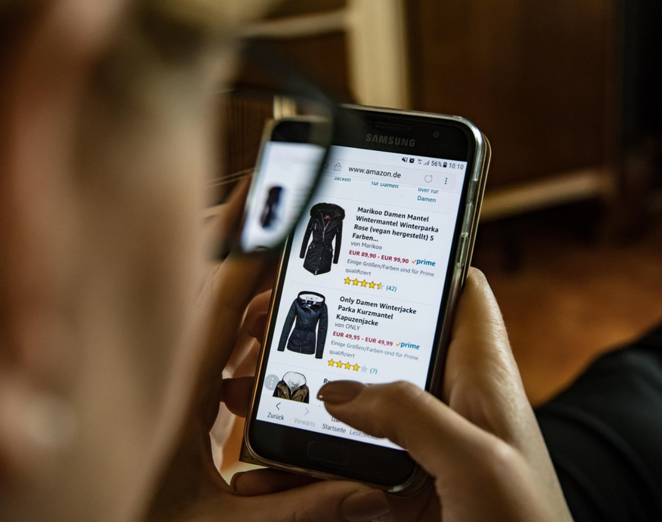 Especialista dá dicas para evitar golpes na Black Friday