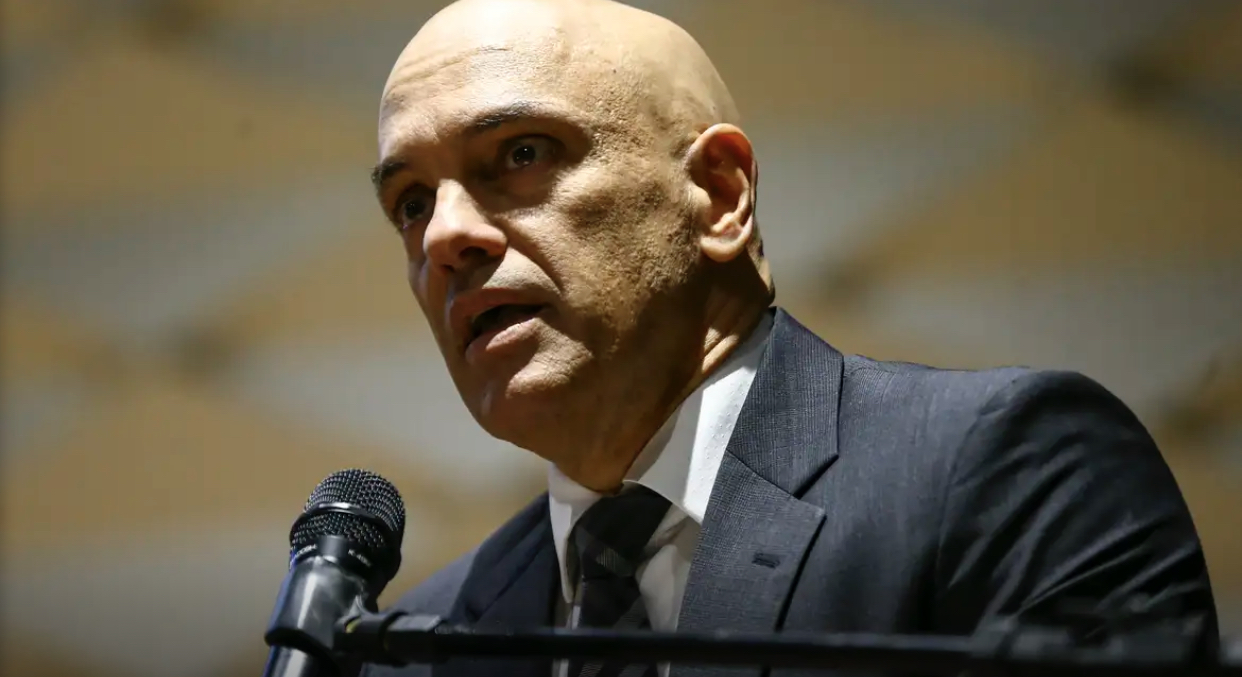 Acusados de hostilizar Moraes entram com pedido de retratação