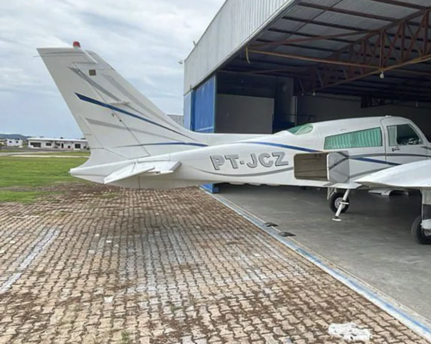 FAB faz buscas por avião que caiu em Manicoré