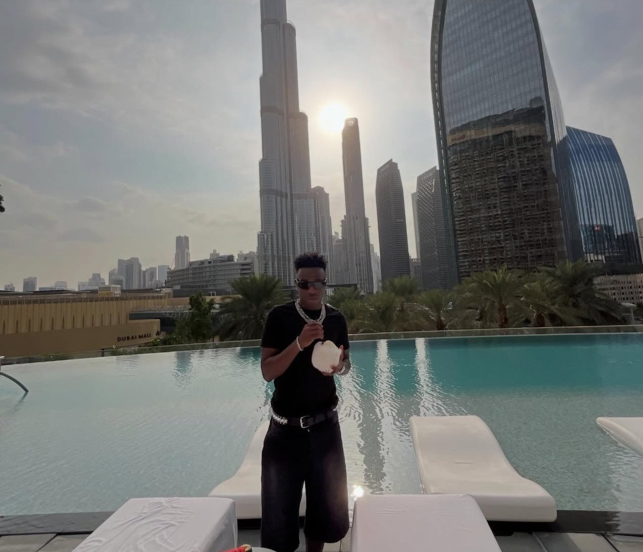 Vini Jr. compra cobertura de US$ 1 bilhão em Dubai; veja fotos