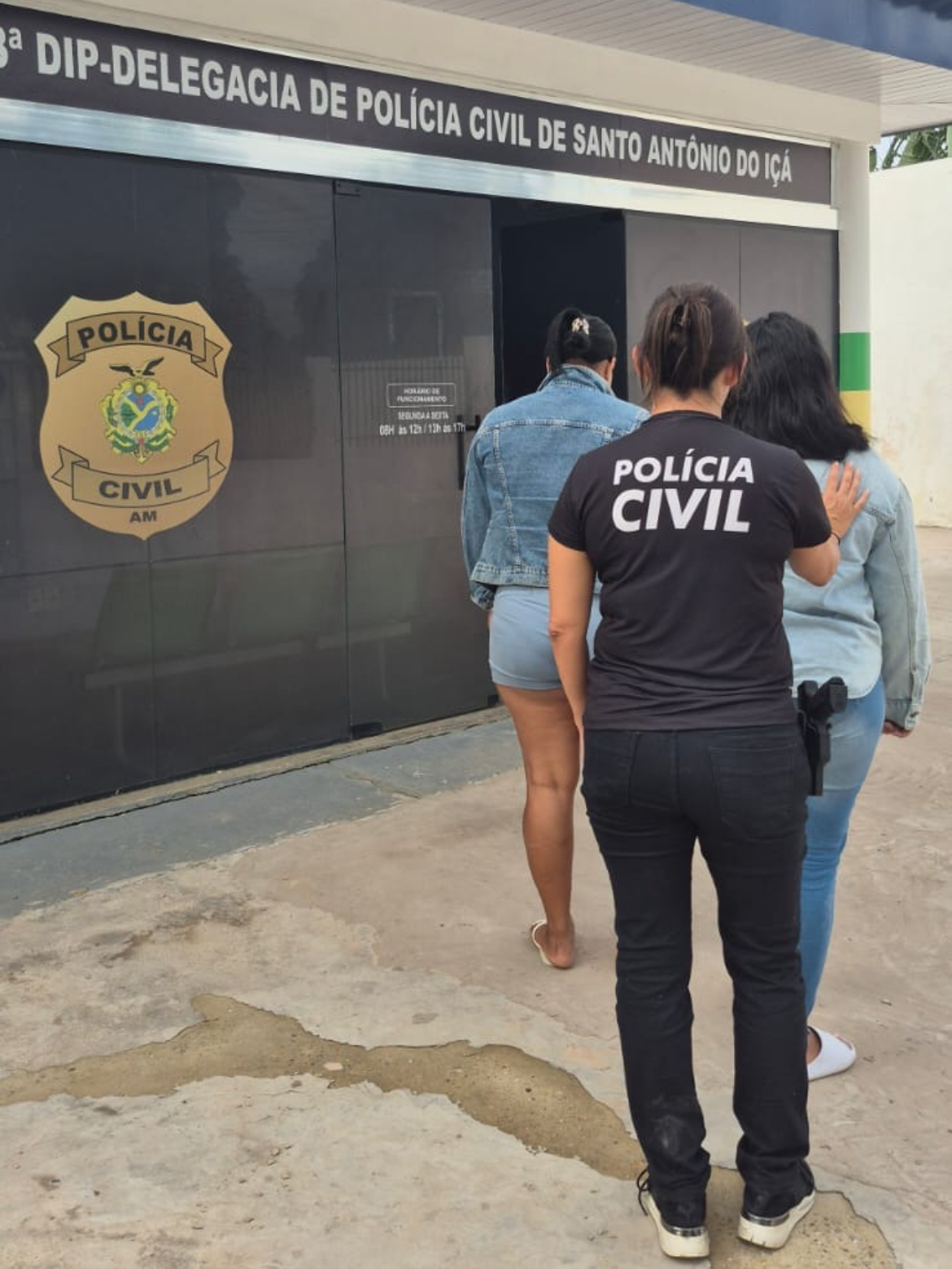 PF prende dupla com mais de 4 kg de drogas em Santo Antônio do Içá