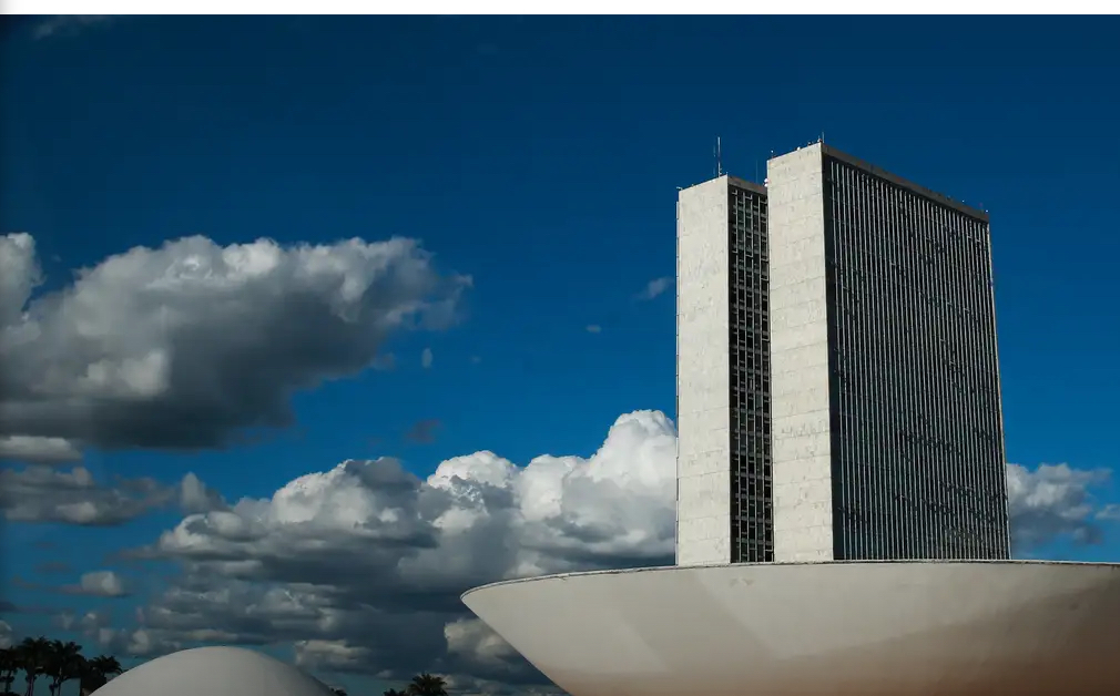 Câmara aprova projeto que resgata emendas canceladas e restos a pagar desde 2019