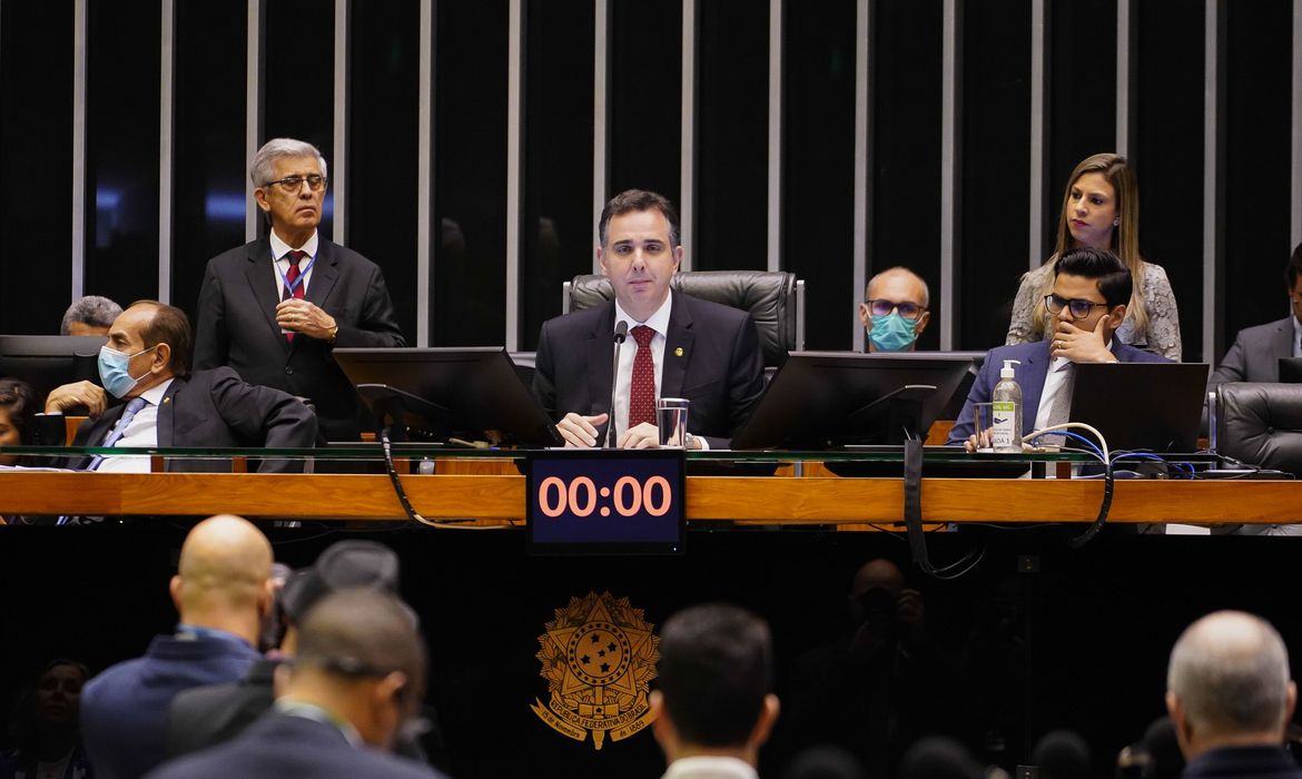 Congresso aprova novas regras para orçamento secreto