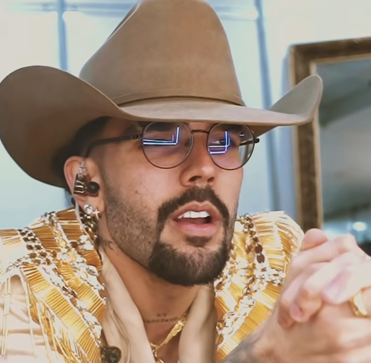 Luan Pereira, do hit “Dentro da Hilux”, é internado após passar mal em show