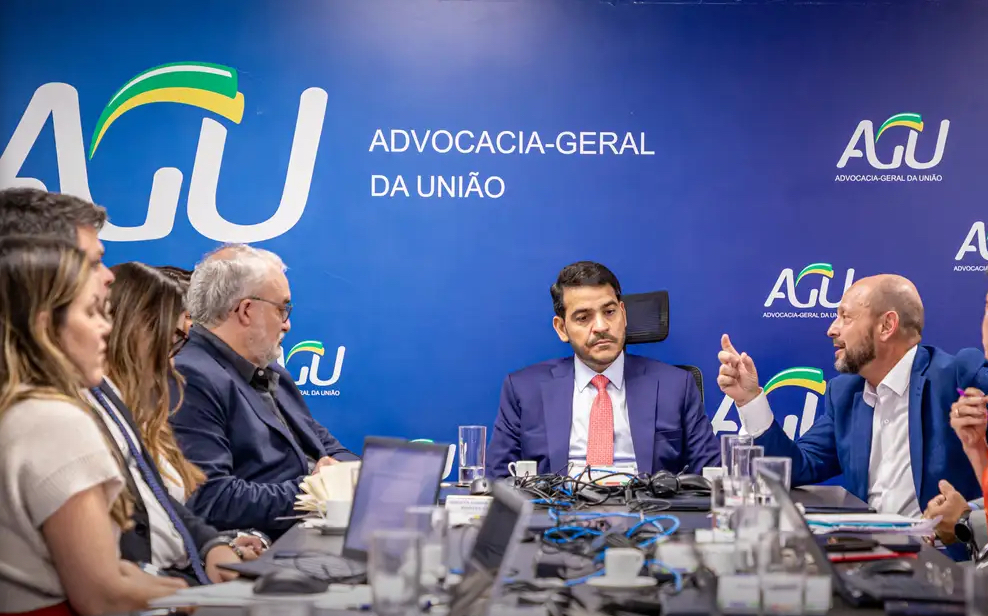 INSS prepara plano para ressarcir aposentados vítimas de fraude