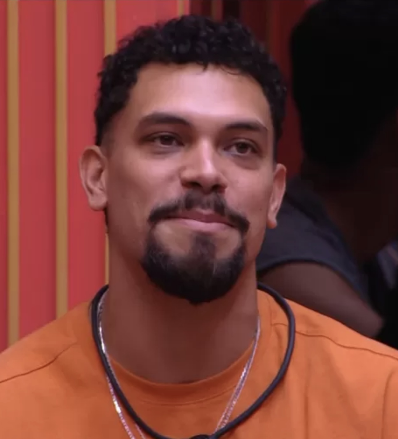 Vinícius admite interesse em Renata e aponta quem será campeão do BBB25