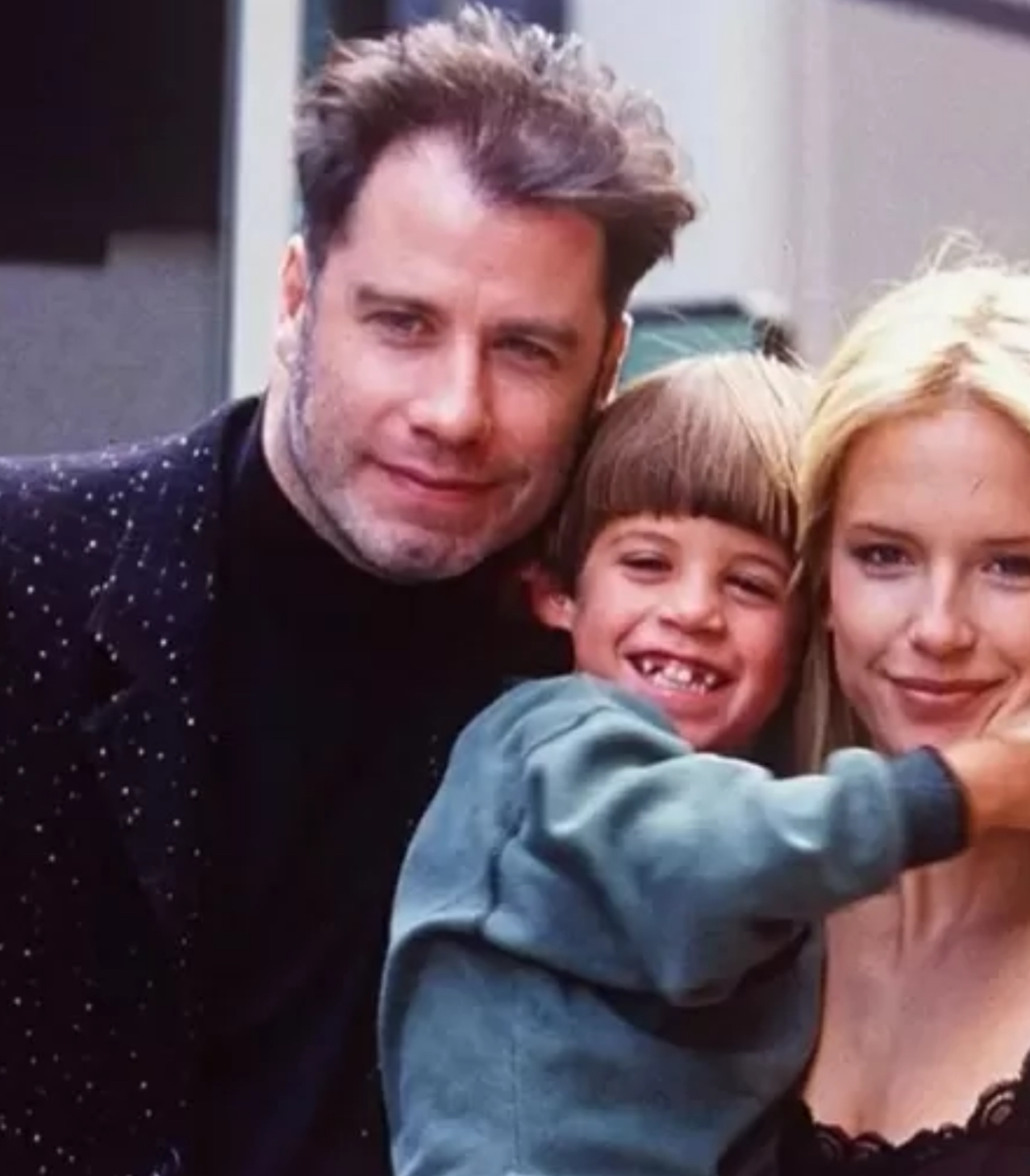  John Travolta faz homenagem ao filho que faria 33 anos