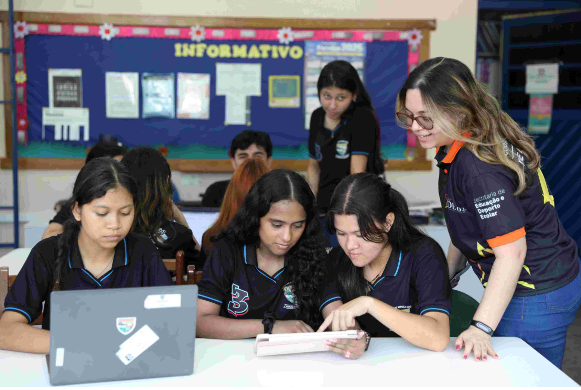 Escolas públicas do Amazonas realizam mutirões de inscrições para o Enem