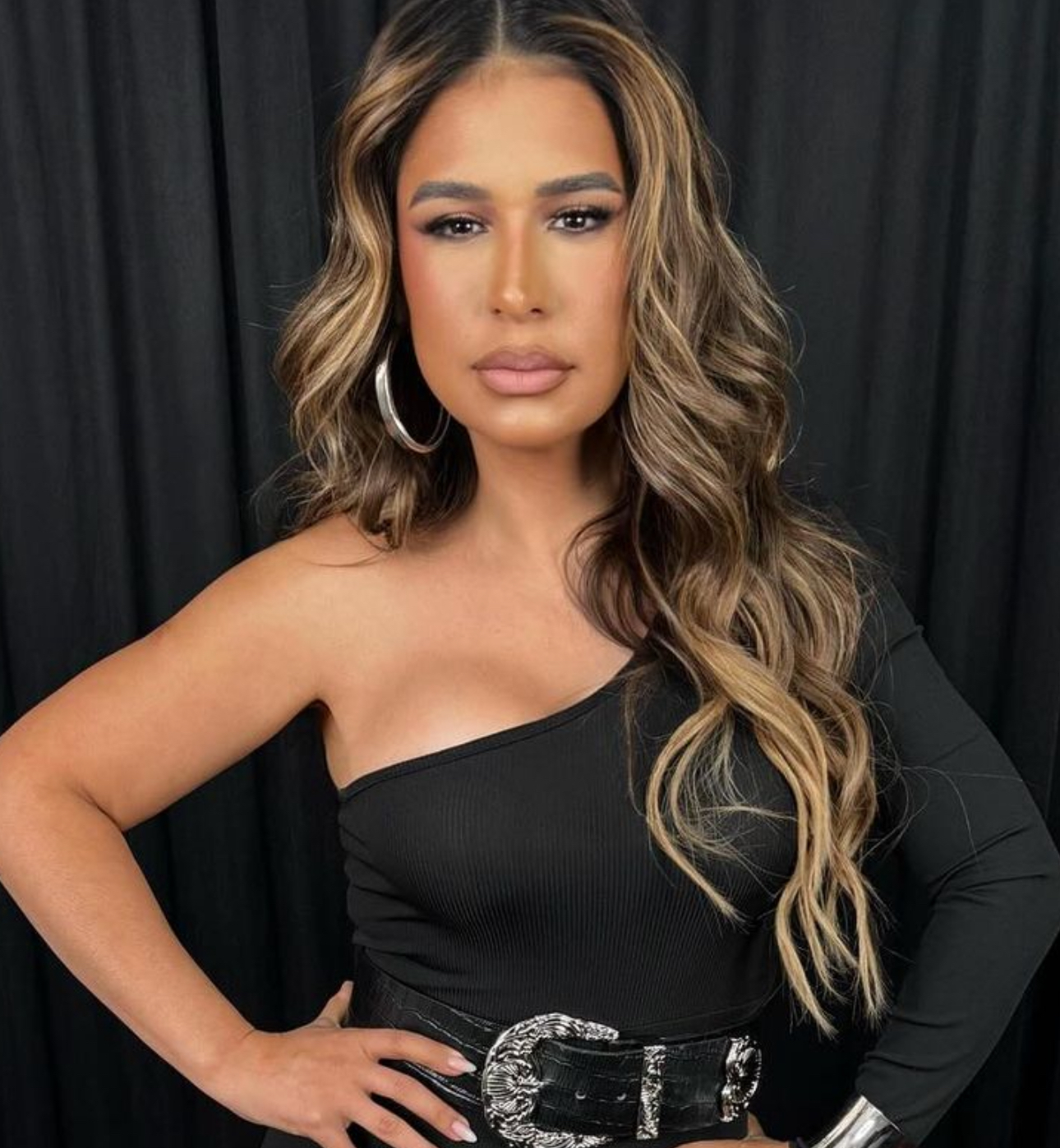 Simone Mendes anuncia gravação de DVD em Manaus