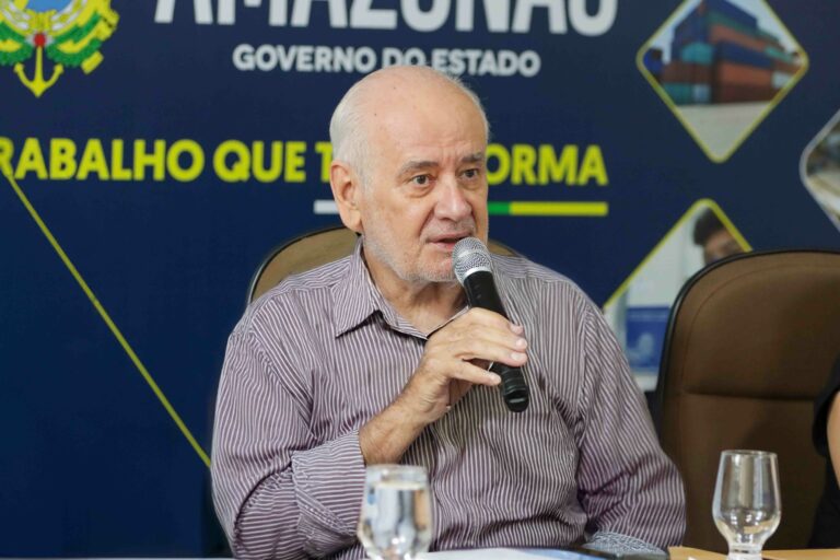 Portos temporários impulsionam recorde de importações no Amazonas em 2024