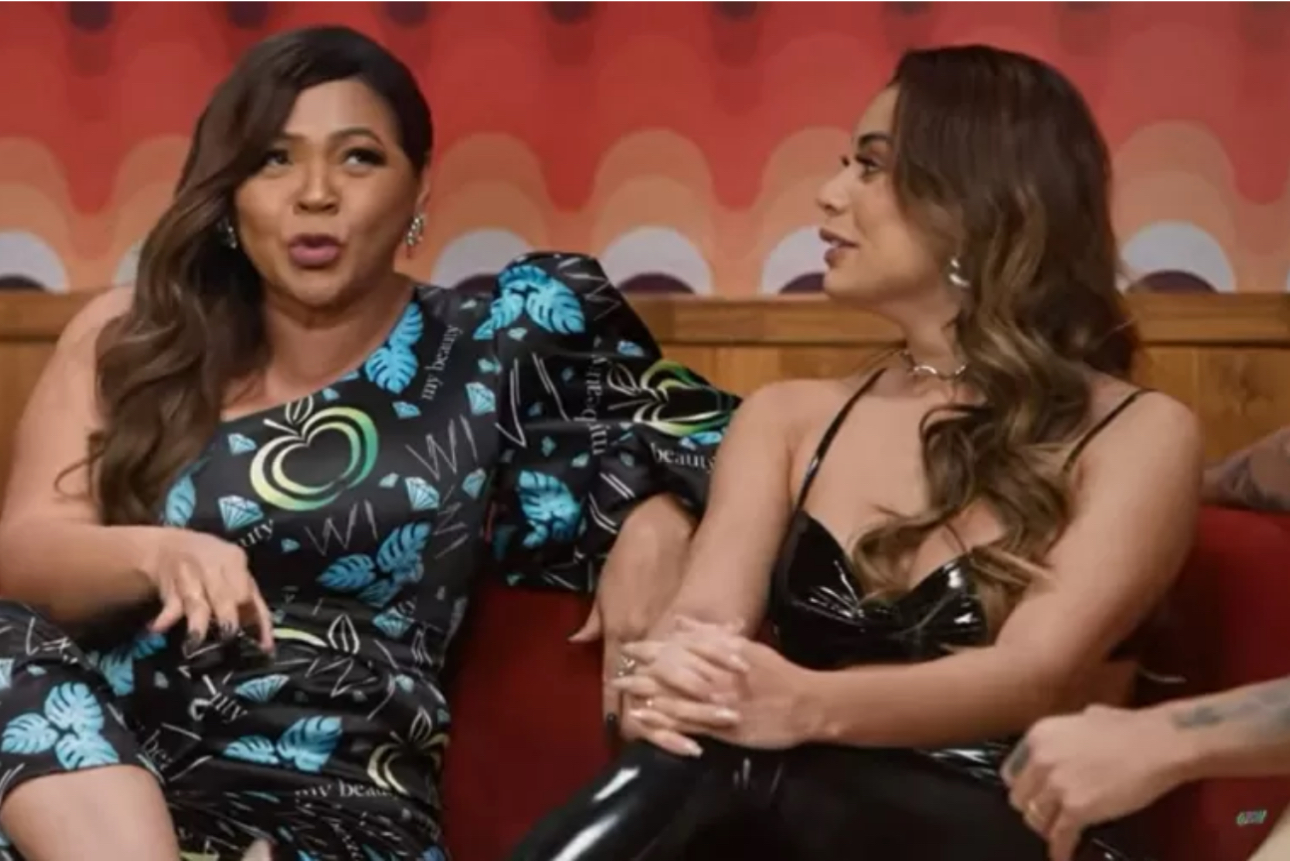 Mãe de Lexa faz pix para pessoa errada e faz apelo por devolução 