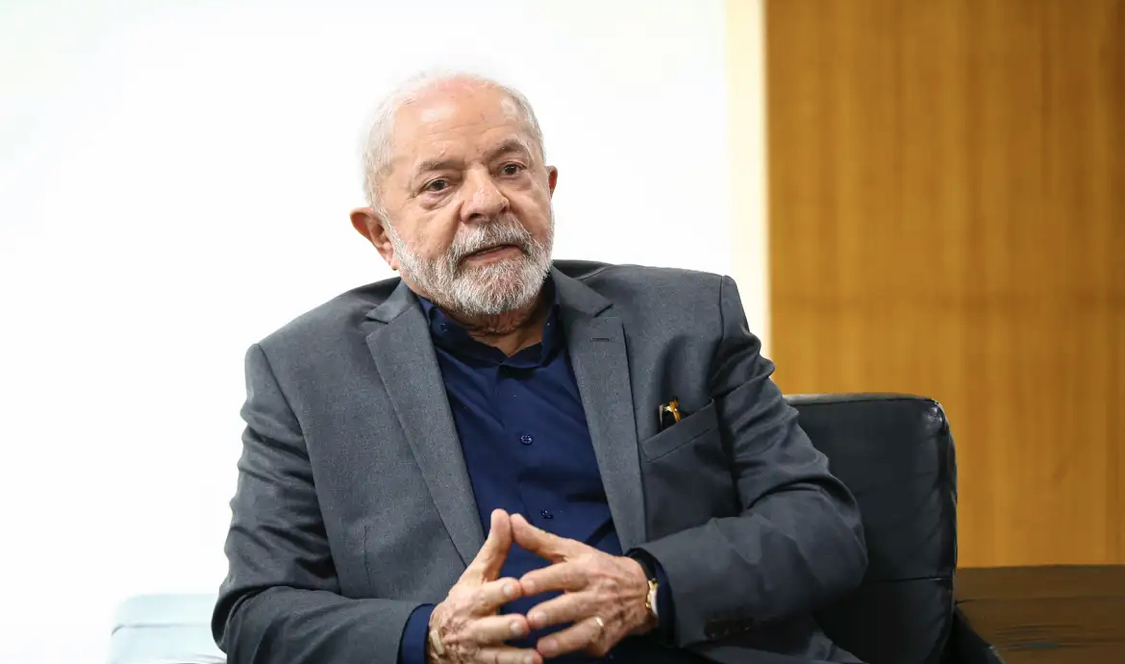 Lula diz que Vale está enganando o povo de Mariana e Brumadinho