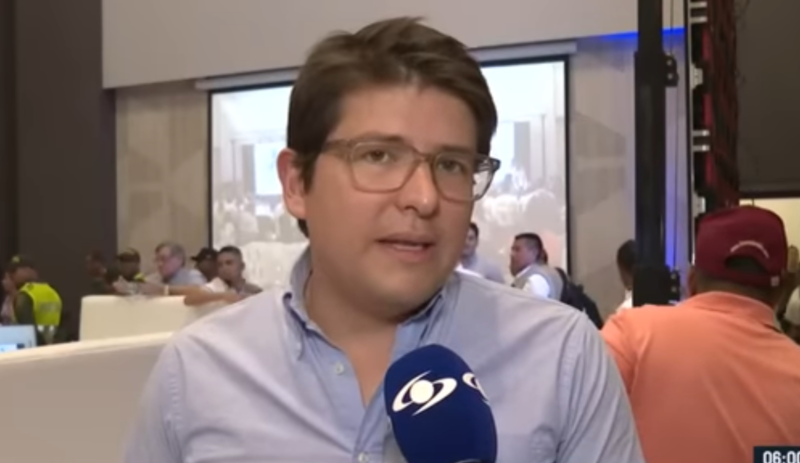 Pré-candidato a presidente da Colômbia é baleado em evento de campanha 