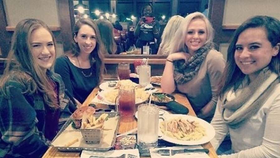 Jovem já conheceu mais de 60 meios-irmãos e pretende encontrar os outros