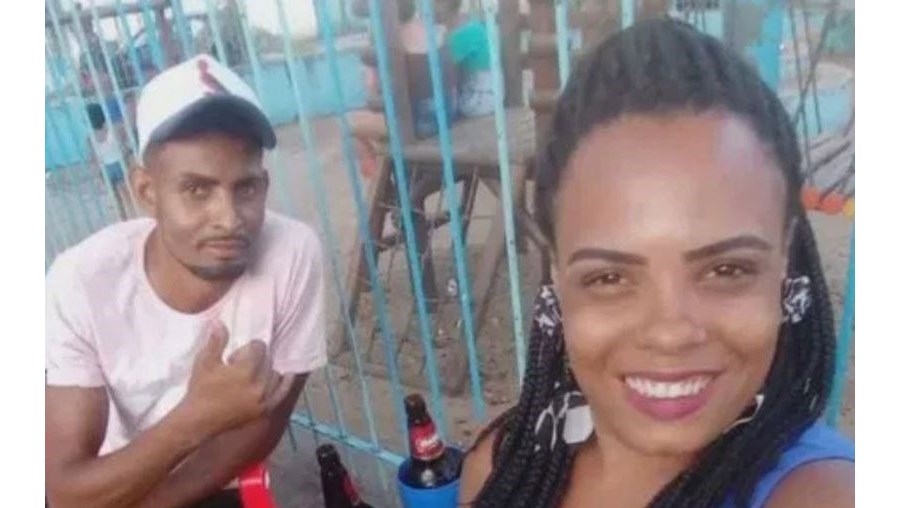 Mulher corta e cozinha pênis depois de matar marido