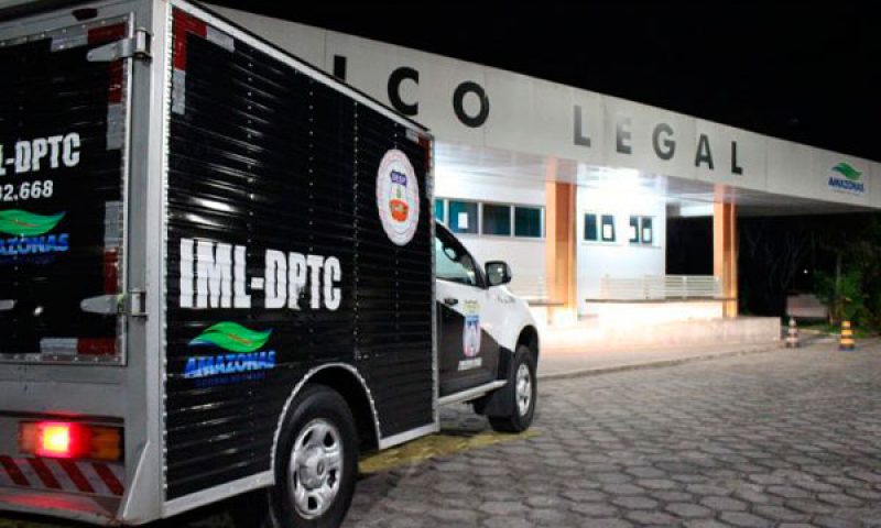 Adolescente morre com tiro no peito durante feriado sangrento em Manaus