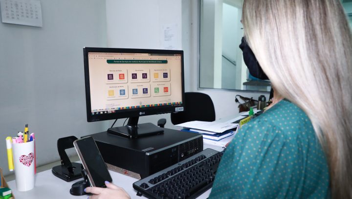 Multas de trânsito já podem ser pagas via PIX em Manaus