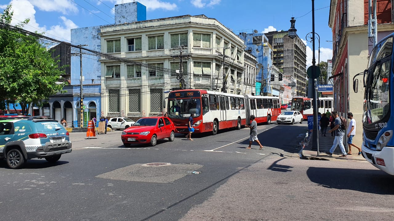 Ônibus articulados mudam rota no Centro de Manaus a partir desta quinta