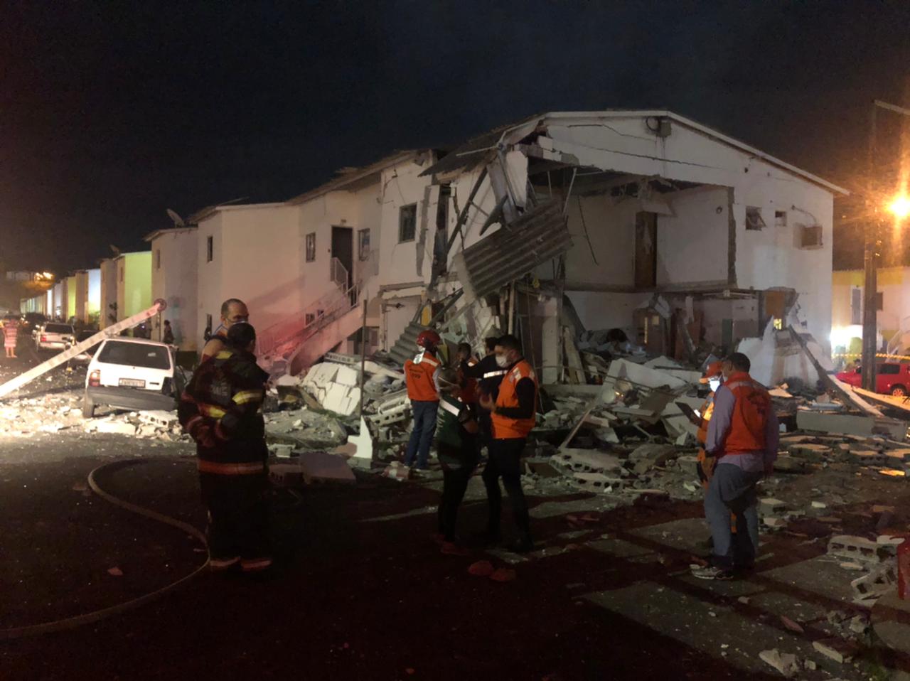 Explosão em condomínio de Manaus deixa quatro crianças feridas