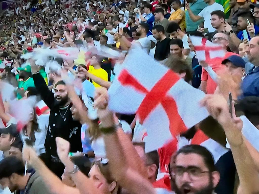 Inglaterra derrota Senegal e enfrenta França nas quartas do Mundial