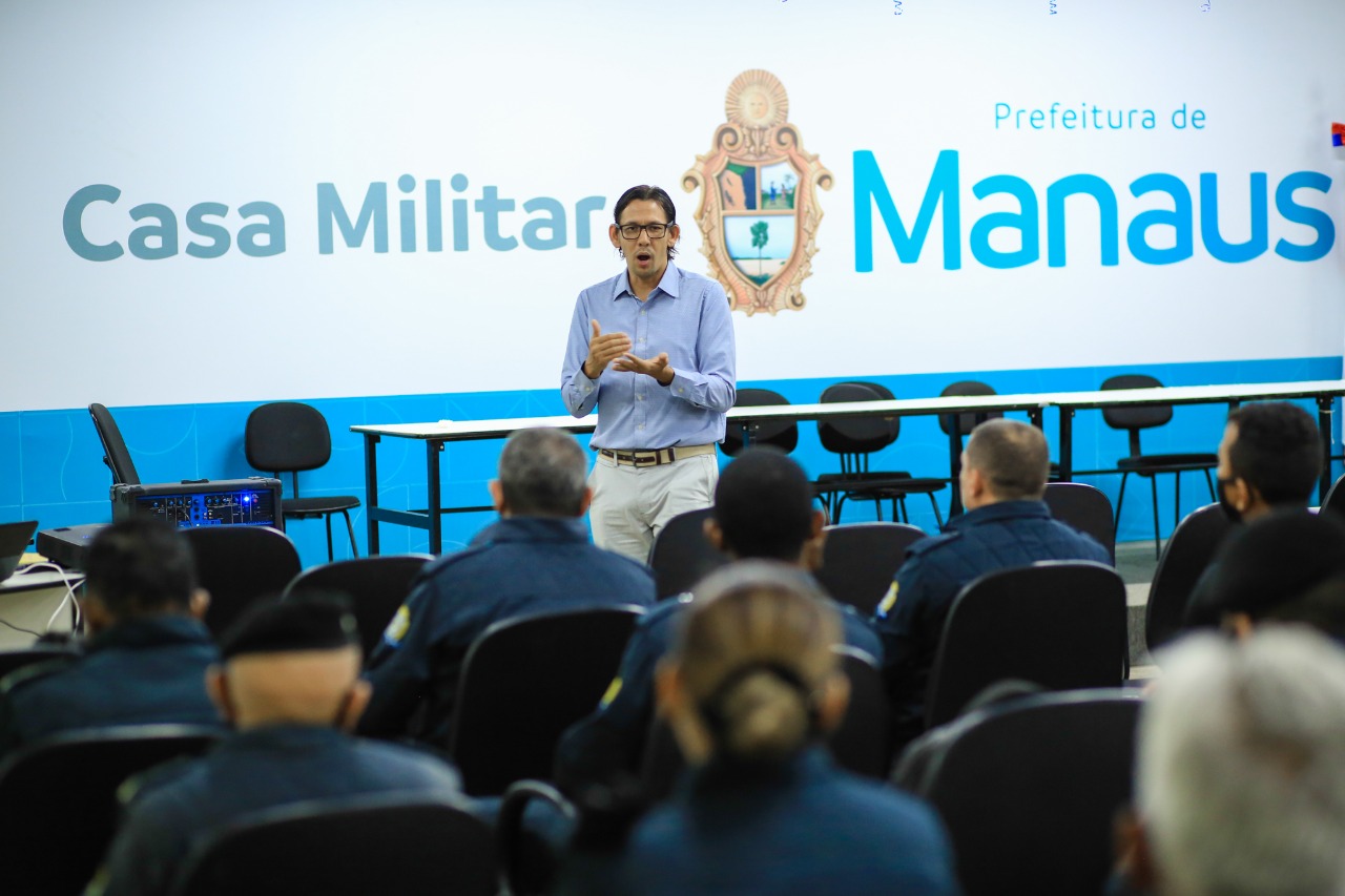 Prefeitura abre inscrições para instrutores de cursos em Manaus 