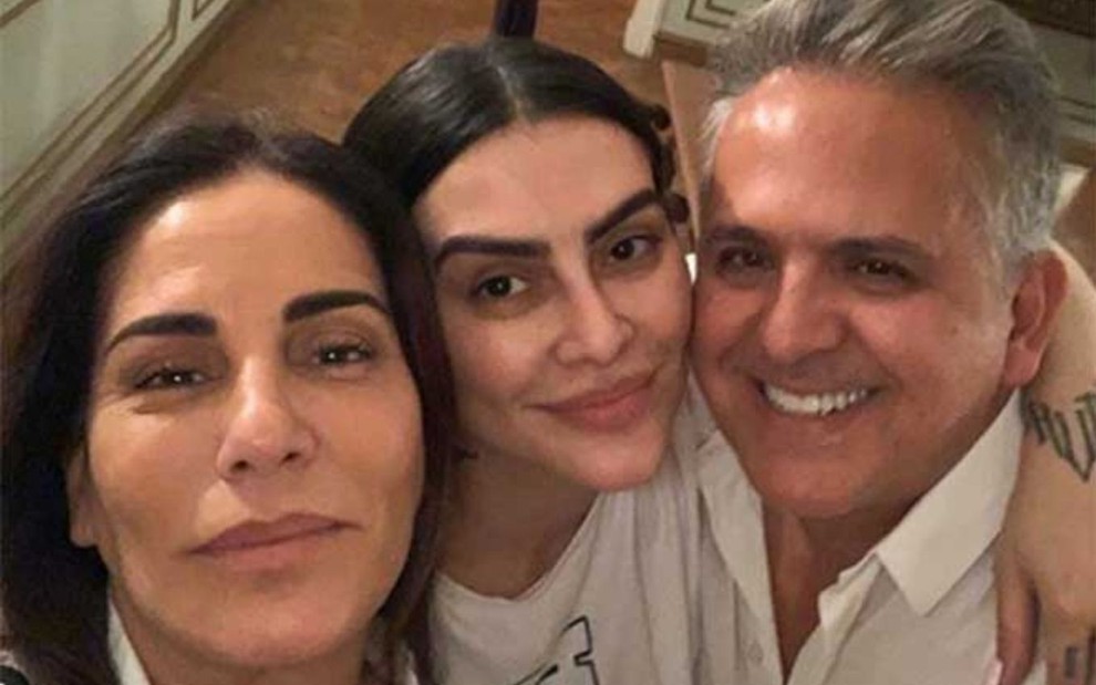 Marido de Gloria Pires relembra boato de caso com Cleo aos 15 anos