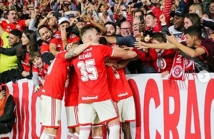 Inter apresenta duas faces antes da semifinal da Libertadores