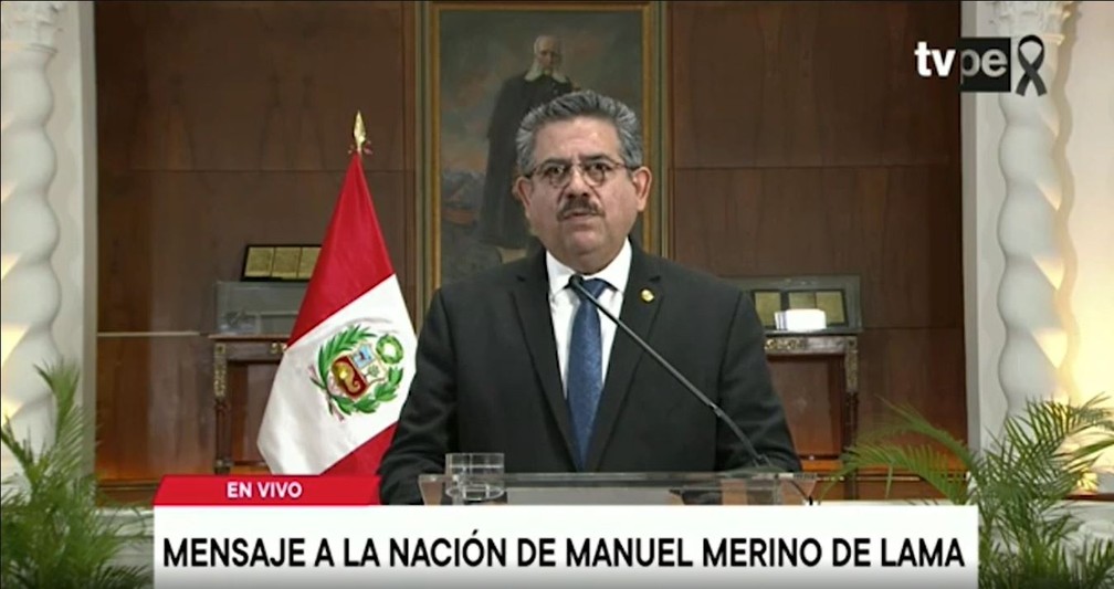 Presidente interino do Peru renuncia após 5 dias no cargo