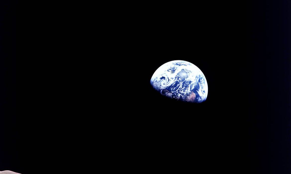 Agência Espacial Europeia recruta astronautas para viagem à Lua