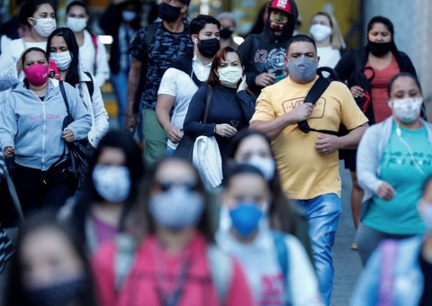 Variante do coronavírus achada no Reino Unido se espalha mais rápido