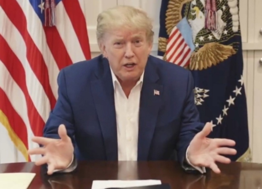 Twitter remove conta de Donald Trump permanentemente por incitar violência