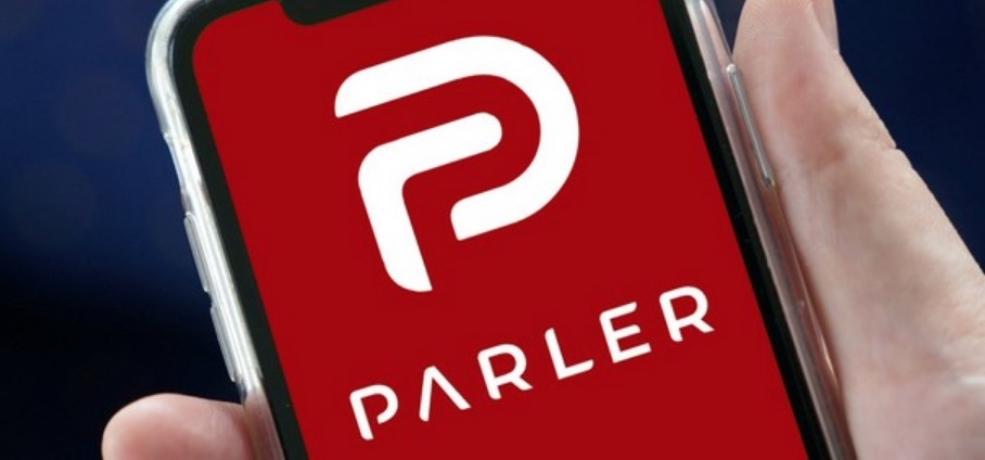 Apple ameaça retirar Parler do ar até que adote ‘moderação de conteúdo’ 