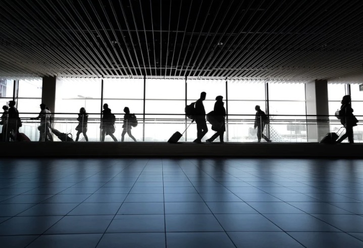 Covid-19: Espanha restringe voos do Brasil e África do Sul 