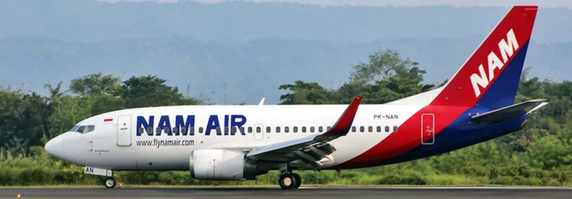 Avião desaparece 4 minutos após decolar na Indonésia 