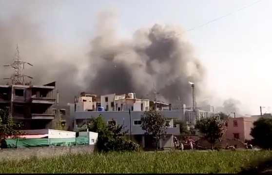 Incêndio em indústria de vacinas contra coronavírus deixa 5 mortos na Índia