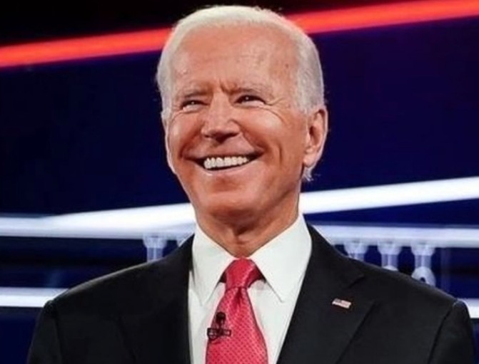 Biden anuncia vacina gratuita contra Covid-19 nos EUA