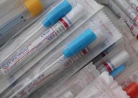 China passa a usar teste retal para identificar pessoas com Covid-19