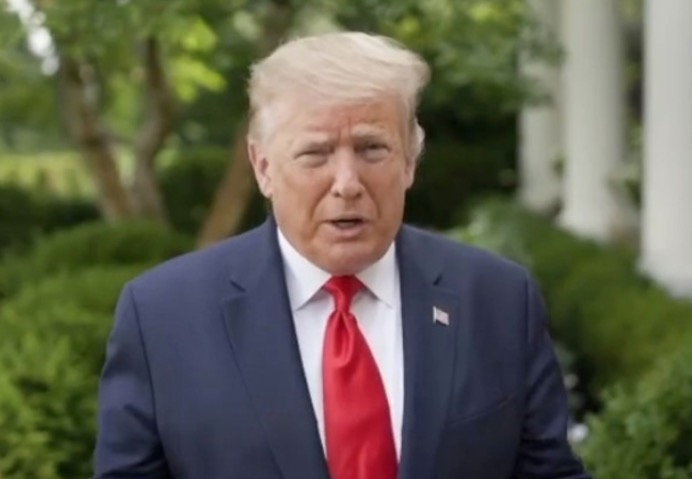 Câmara aprova impeachment de Trump com 232 votos   