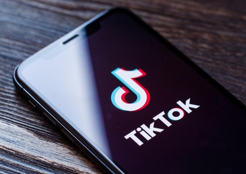 Justiça derruba decreto de Trump que proíbe download do TikTok
