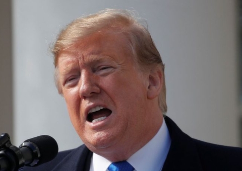 Trump ficará internado pelos próximos dias para tratar Covid-19