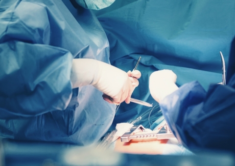 Imigrantes detidas nos EUA tiveram úteros retirados, denuncia enfermeira