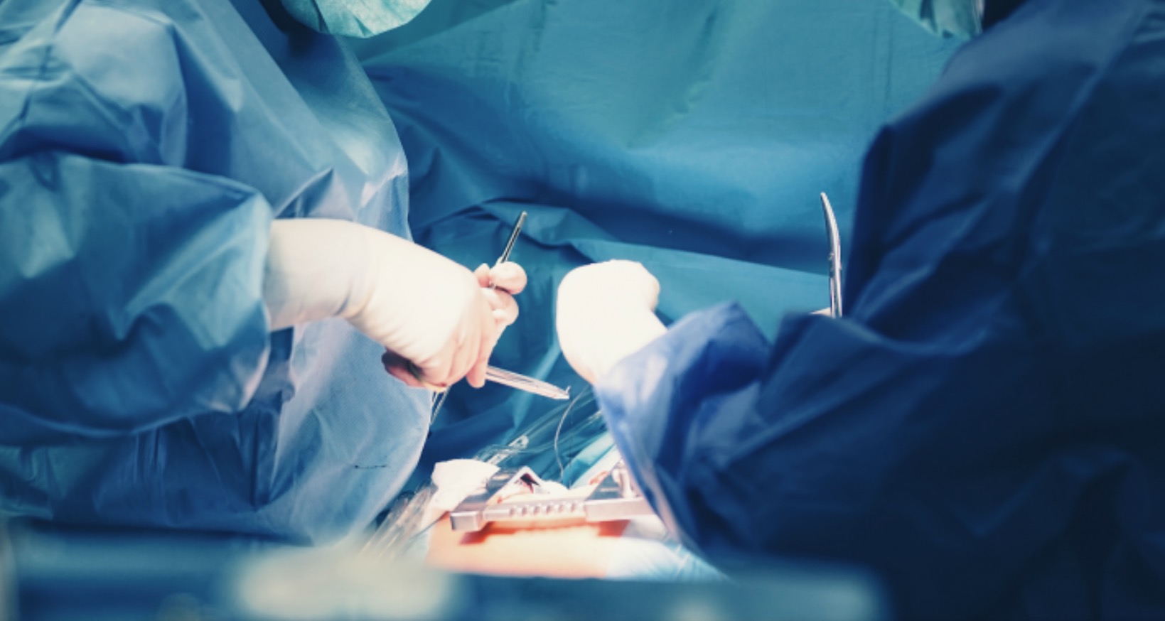 Imigrantes detidas nos EUA tiveram úteros retirados, denuncia enfermeira