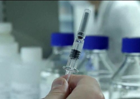 Pfizer conclui 3ª fase de testes de vacina contra Covid-19 