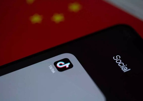 Menina morre asfixiada ao participar de desafio no TikTok