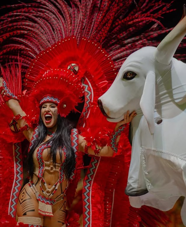 Isabelle Nogueira comemora vitória do Garantido: 'obrigada, meu Deus'