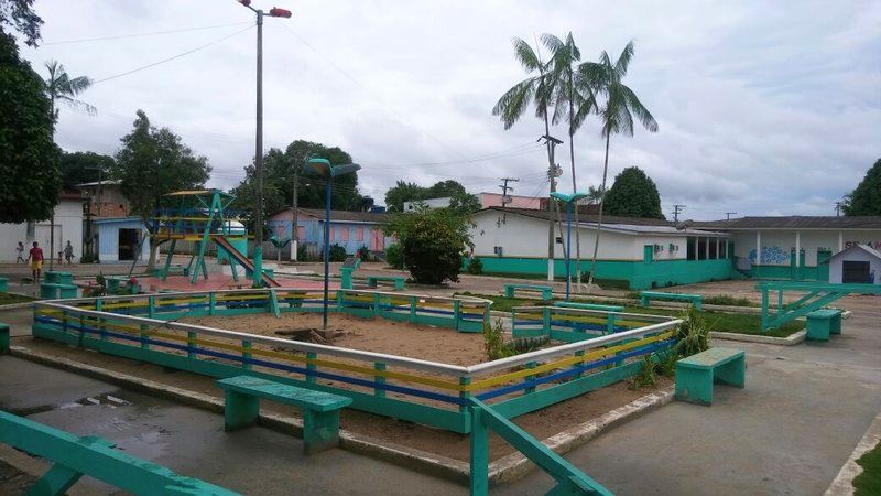 Compra de fardamento e tablets passa de R$ 800 mil