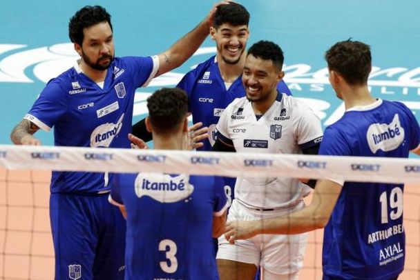 Superliga 1XBET está de volta com homenagens da CBV e de clubes a Pelé