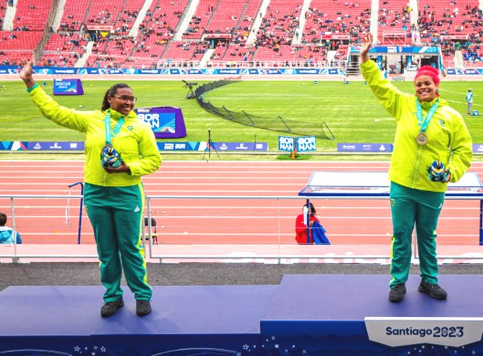 Brasil conquista ouro e prata na estreia do lançamento de disco no Pan